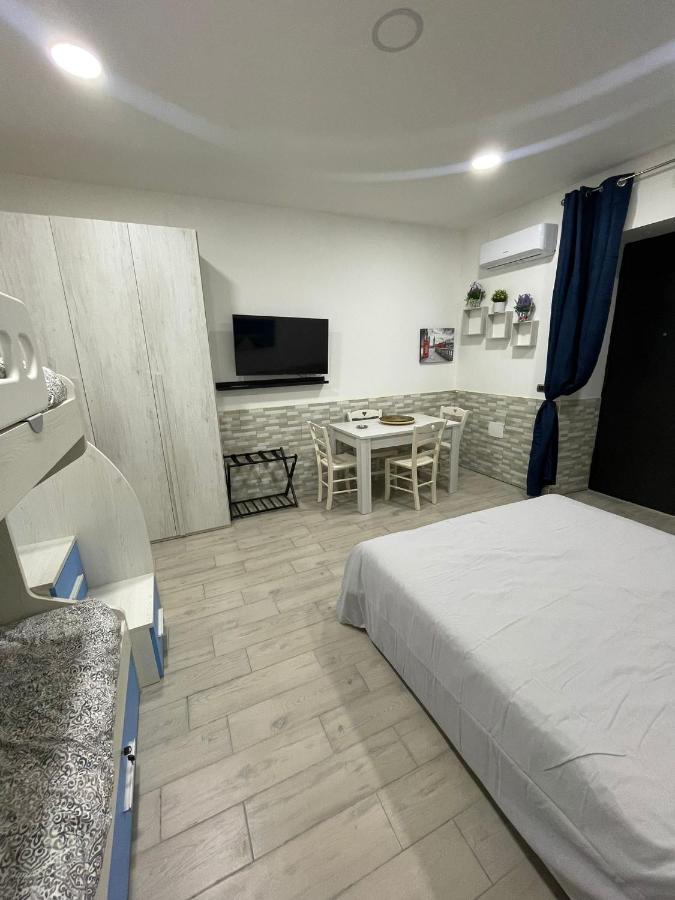 Casa Vacanze Luisa Неаполь Екстер'єр фото